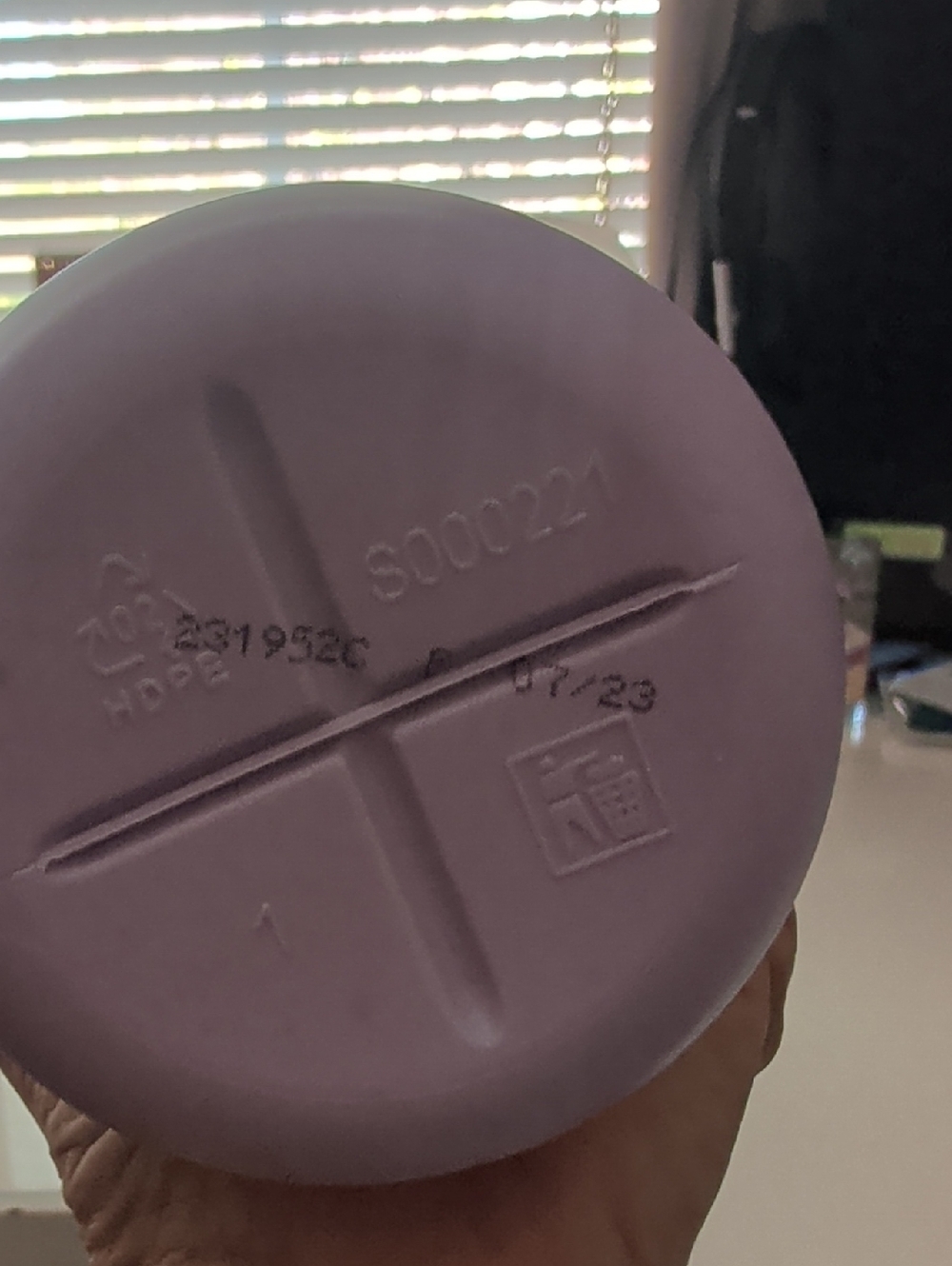 OLAPLEX Blonde Enhancer Duo Shampoo And Conditioner In Lavender, Half Full. - Picture 3 of 6